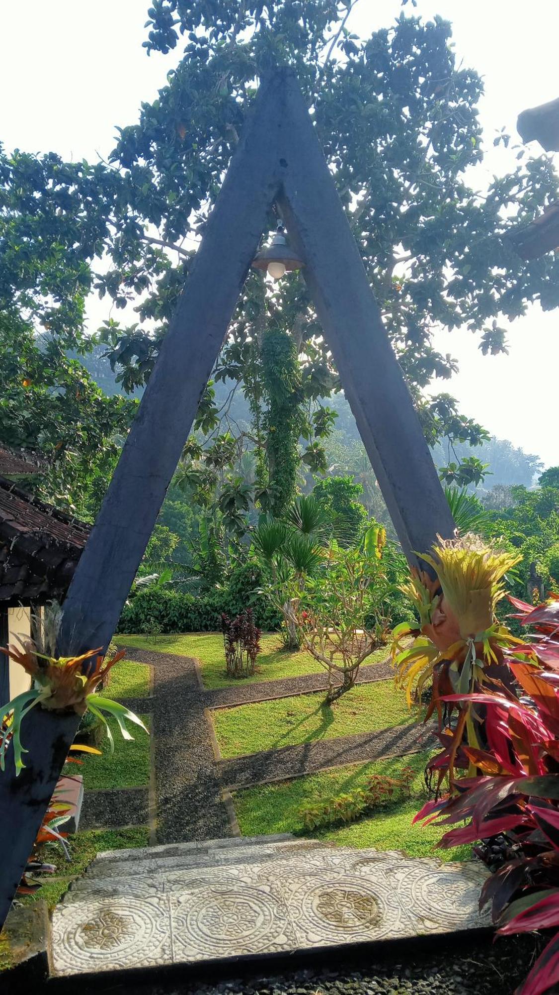 Alamku Bungalow Karangasem Amlapura Quarto foto
